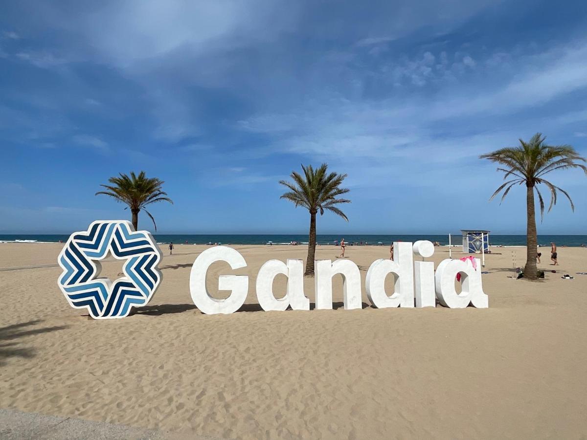 Apartamento En Segunda Linea En Playa De Gandia Eksteriør billede
